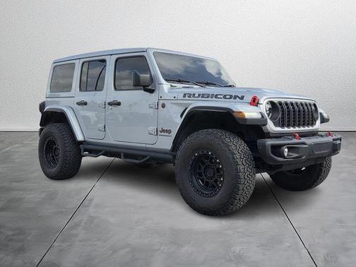 Silver Zynith Clearcoat 2024 Jeep Wrangler Rubicon