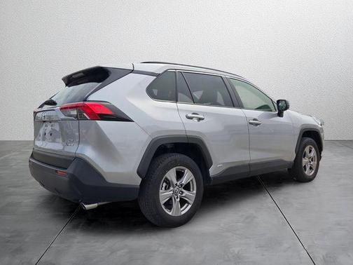 Silver Sky Metallic 2025 Toyota RAV4 Hybrid LE