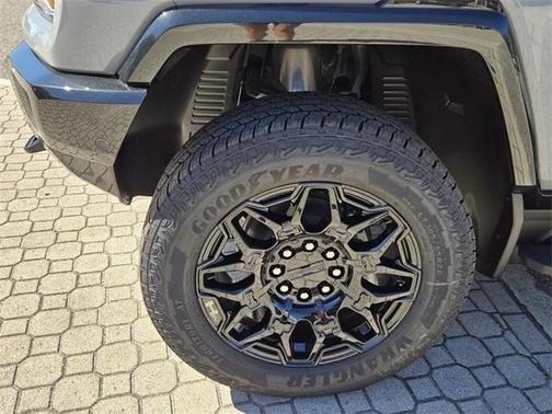 2026 GMC HUMMER EV SUV 2X