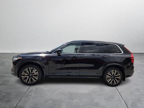 2020 Volvo XC90 T5 Momentum 7 Passenger