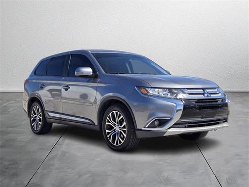 2016 Mitsubishi Outlander SE