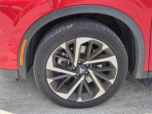 2022 Mitsubishi Outlander SE