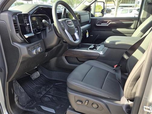 2026 GMC Sierra 2500 SLT