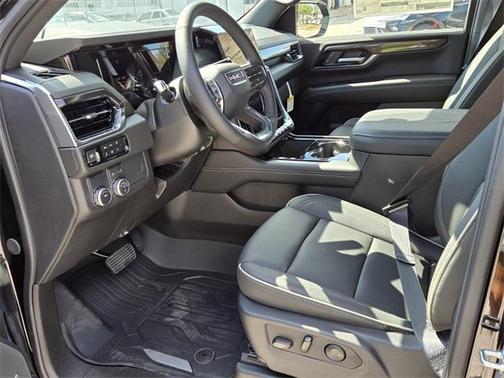 2025 GMC Yukon XL Elevation