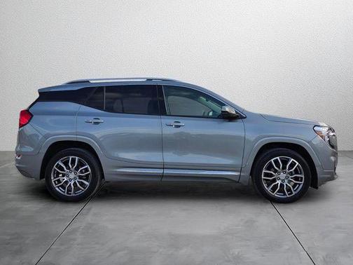Sterling 2023 GMC Terrain Denali