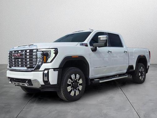 Summit White 2026 GMC Sierra 2500 Denali