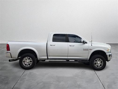 2016 RAM 2500 Laramie