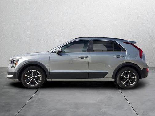 Steel Gray 2023 Kia Niro EX