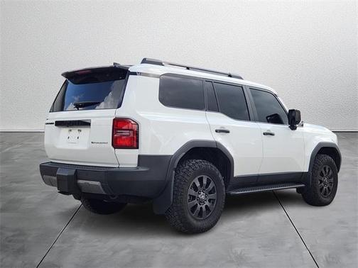 2024 Toyota Land Cruiser 