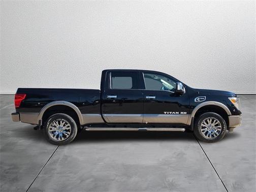 2017 Nissan Titan XD Platinum Reserve