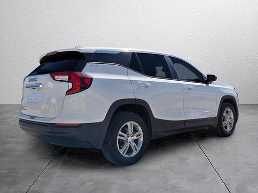 Summit White 2023 GMC Terrain SLE