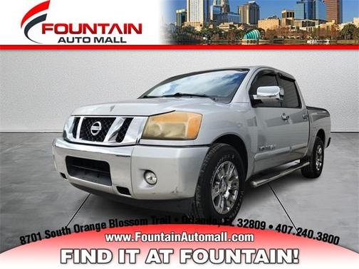 2013 Nissan Titan SV