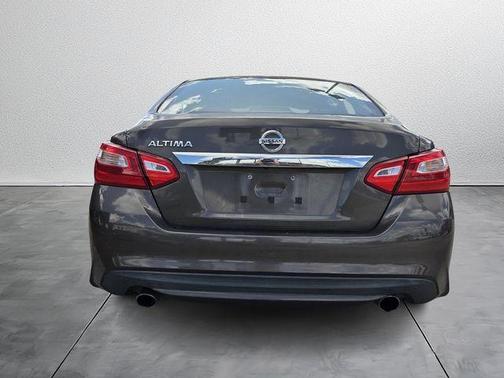 Java Metallic 2017 Nissan Altima 2.5 S