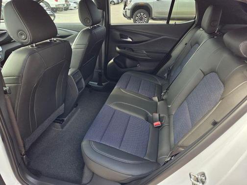 Summit White 2026 Buick Envista Preferred