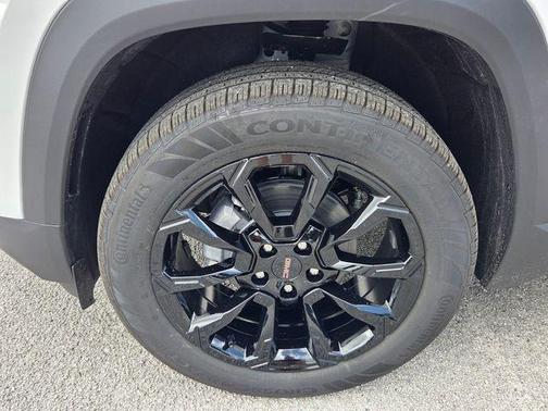 Summit White 2026 GMC Terrain Elevation