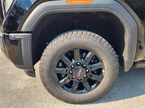 2026 GMC Sierra 2500 AT4