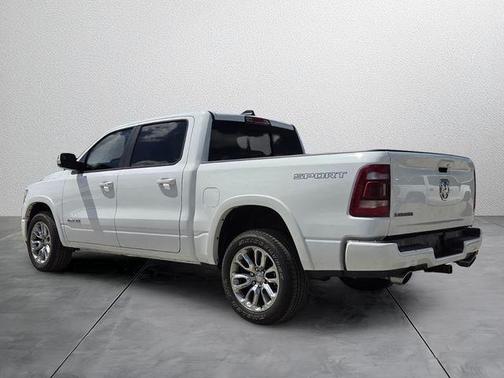 Bright White Clearcoat 2022 RAM 1500 Laramie