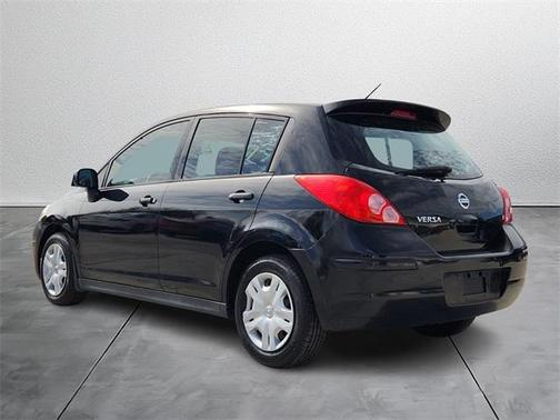 2012 Nissan Versa 1.8 S