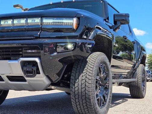 Black 2025 GMC HUMMER EV Pickup 2X
