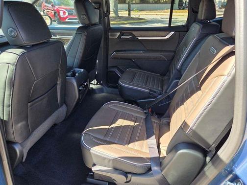 Metallic 2026 GMC Acadia DENALI ULTIMATE