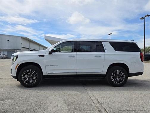 2025 GMC Yukon XL Elevation