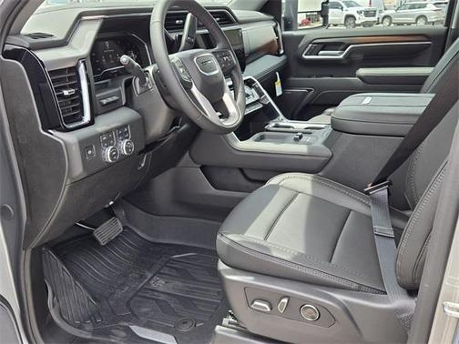 2025 GMC Sierra 3500 Denali