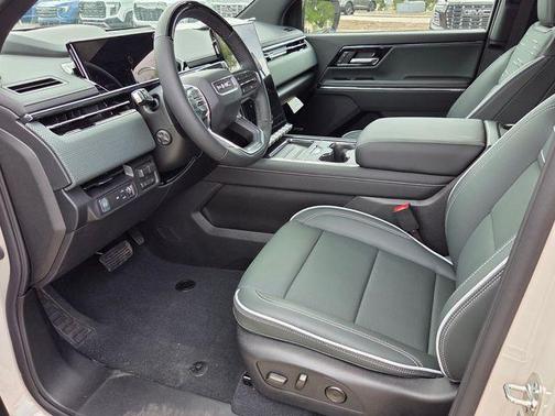 Dune 2026 GMC Sierra EV AT4