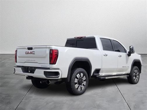 2025 GMC Sierra 2500 Denali