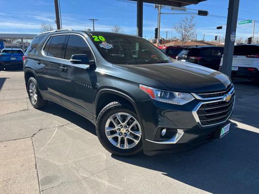 2020 Chevrolet Traverse LT Cloth
