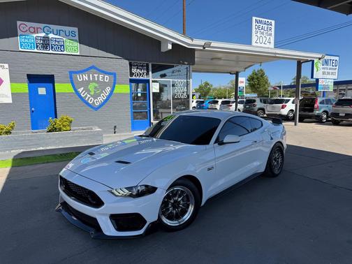 Oxford White 2023 Ford Mustang GT