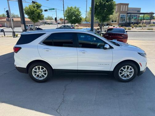 Summit White 2022 Chevrolet Equinox 1LT