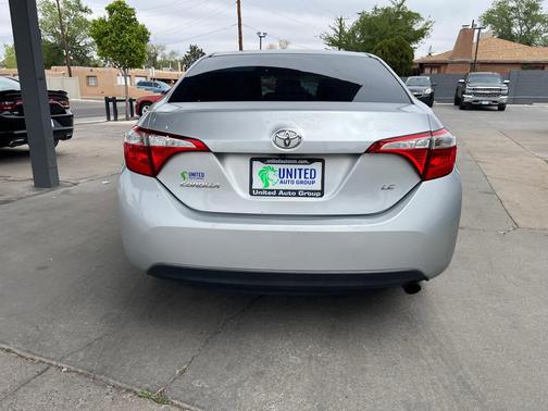 Classic Silver Metallic 2016 Toyota Corolla LE