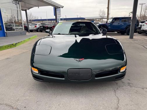 2001 Chevrolet Corvette Base