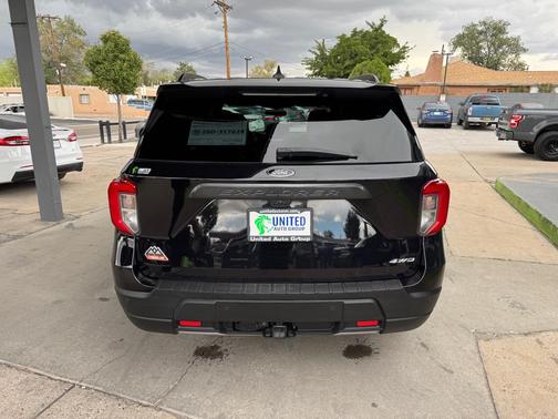 Agate Black Metallic 2022 Ford Explorer Timberline