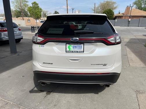 White Platinum Metallic Tri-Coat 2017 Ford Edge Titanium