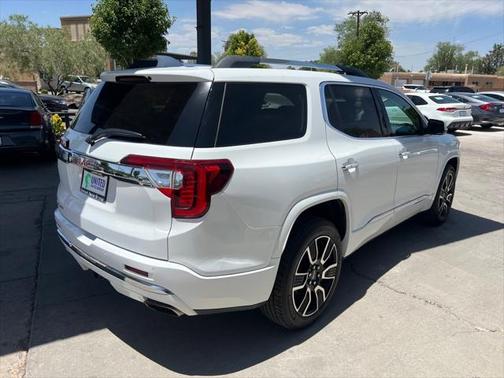 2020 GMC Acadia Denali