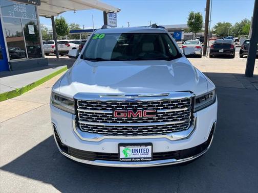 2020 GMC Acadia Denali