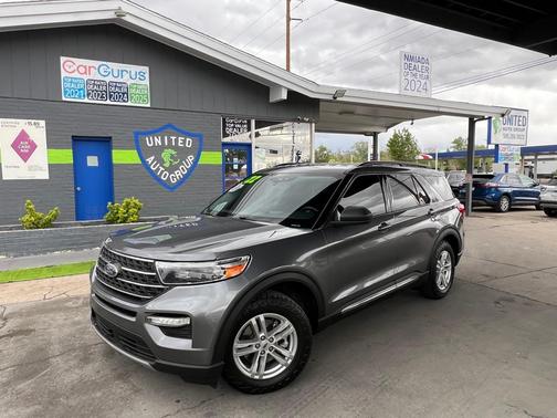 Carbonized Gray Metallic 2022 Ford Explorer XLT