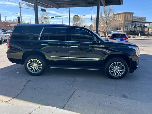 2016 Cadillac Escalade Standard