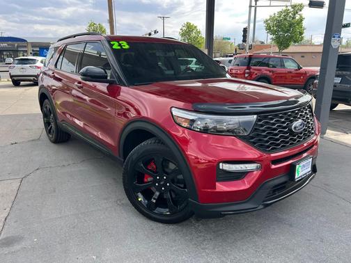 Rapid Red Metallic Tinted Clearcoat 2023 Ford Explorer ST