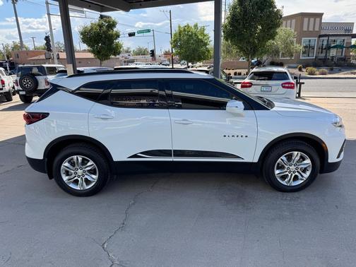 Summit White 2019 Chevrolet Blazer 2LT