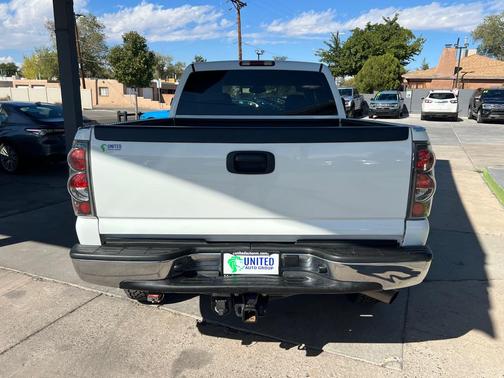 2006 Chevrolet Silverado 2500 LT H/D Crew Cab