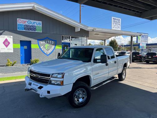 2006 Chevrolet Silverado 2500 LT H/D Crew Cab