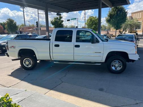 2006 Chevrolet Silverado 2500 LT H/D Crew Cab