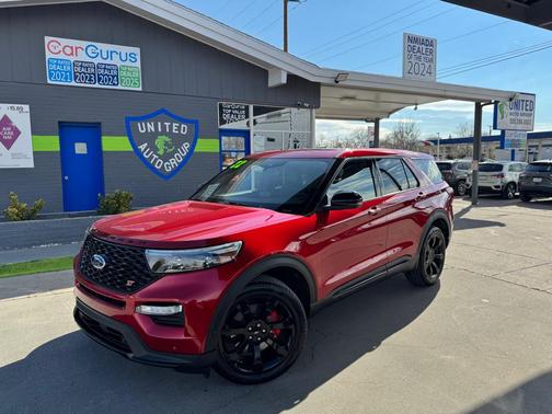2022 Ford Explorer ST