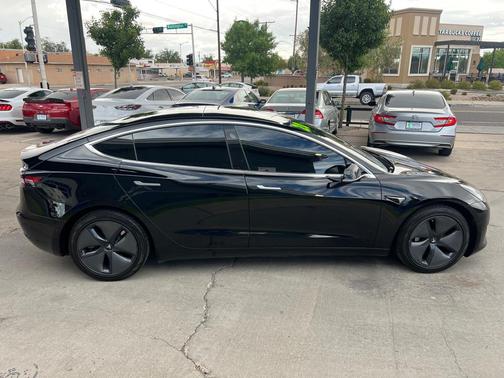 2020 Tesla Model 3 Standard Range