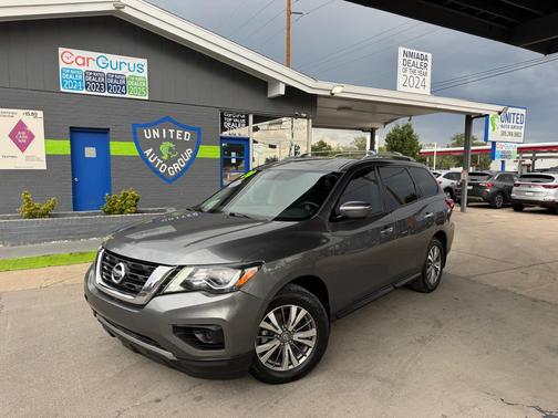 Gun Metallic 2020 Nissan Pathfinder S 4WD