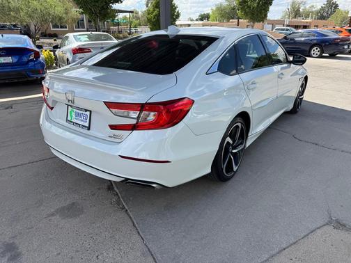 Platinum White Pearl 2018 Honda Accord Sport 2.0T