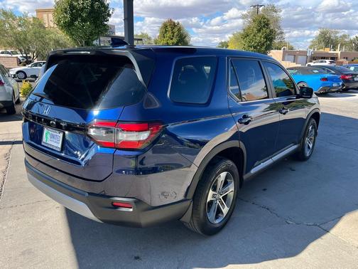 2023 Honda Pilot 2WD EX-L 7 Passenger