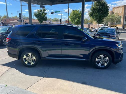 2023 Honda Pilot 2WD EX-L 7 Passenger